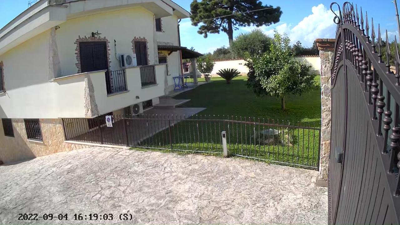 Gold House Luxury Anzio Villa ภายนอก รูปภาพ