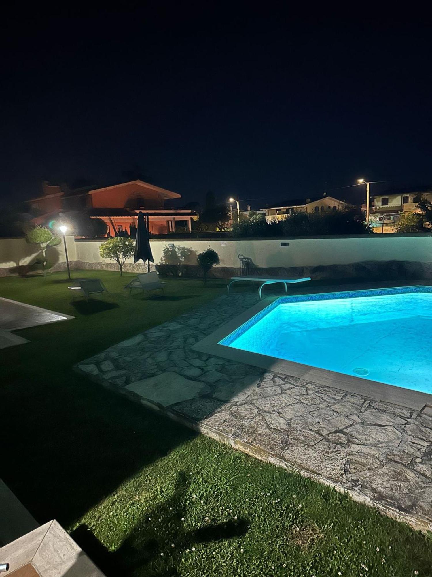 Gold House Luxury Anzio Villa ภายนอก รูปภาพ