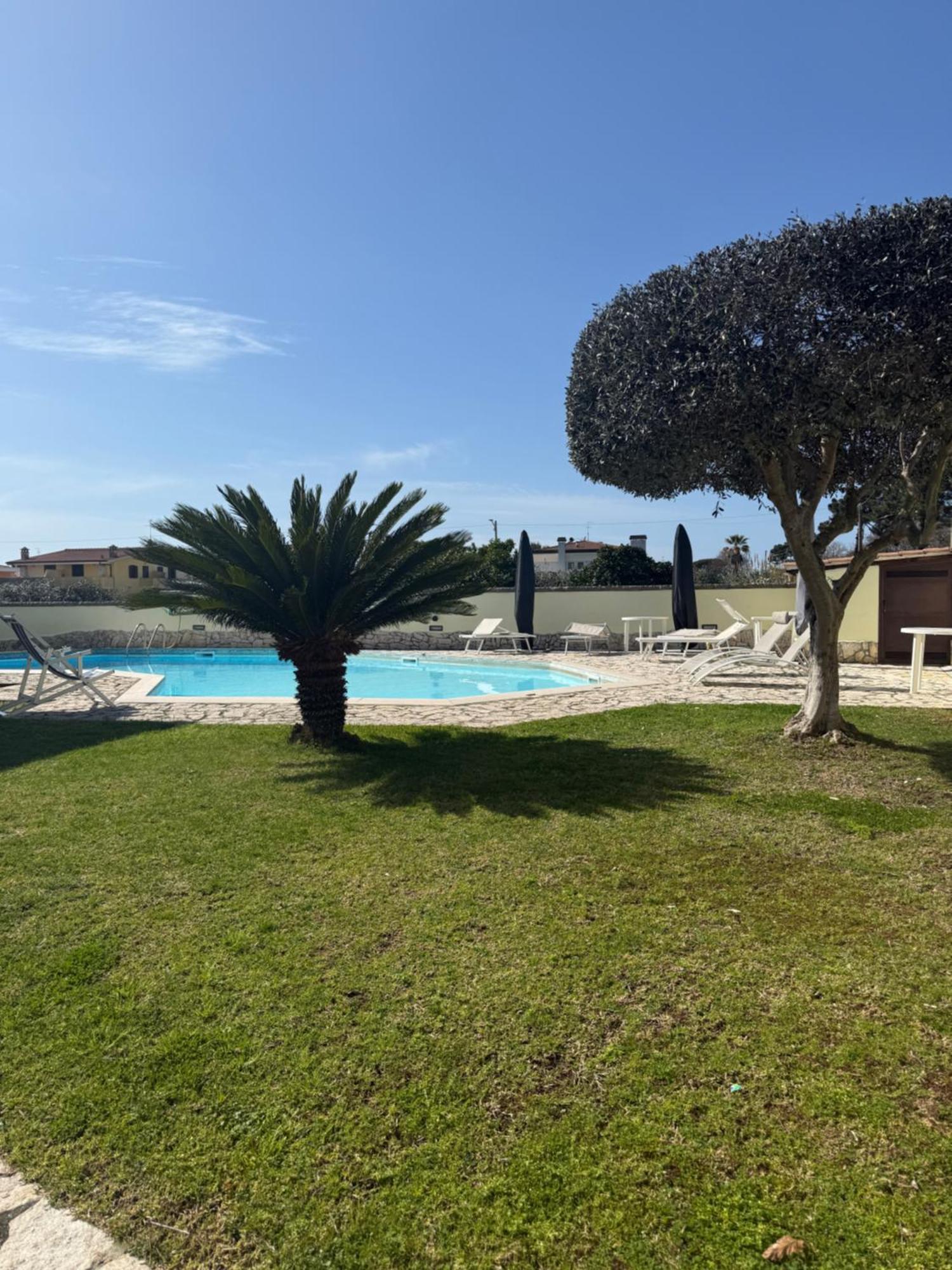 Gold House Luxury Anzio Villa ภายนอก รูปภาพ